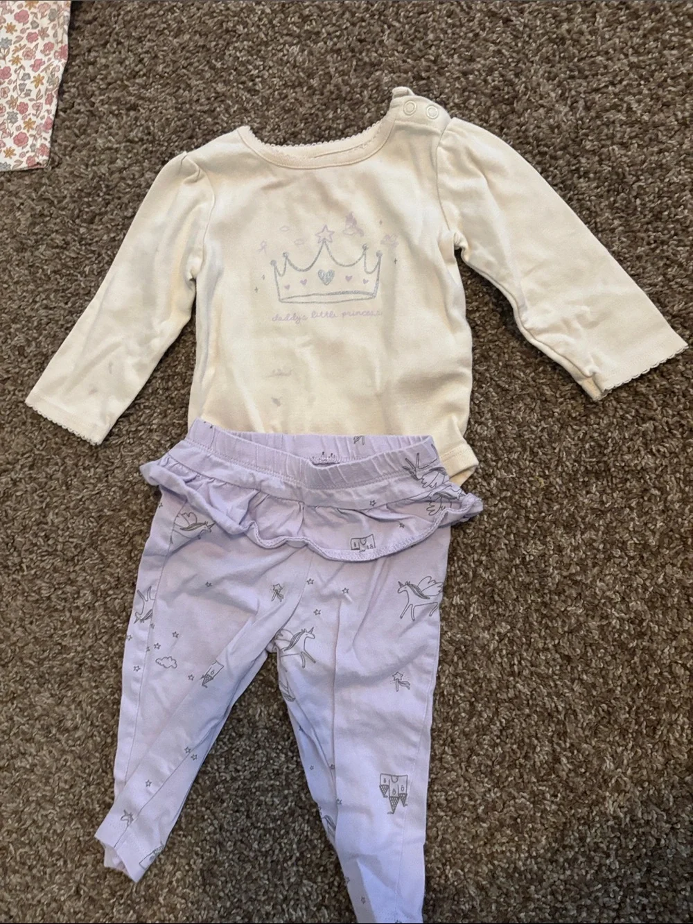 Set of 5 Baby Girl Carter’s Outfits